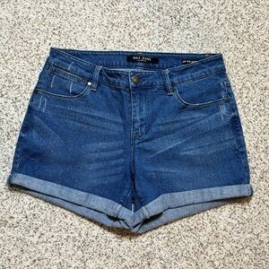 Women’s Max Jeans Mid rise stretch denim shorts